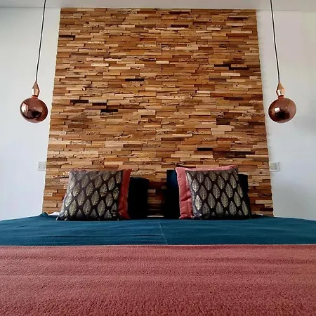 Sunset Homestay Guia (Faro)